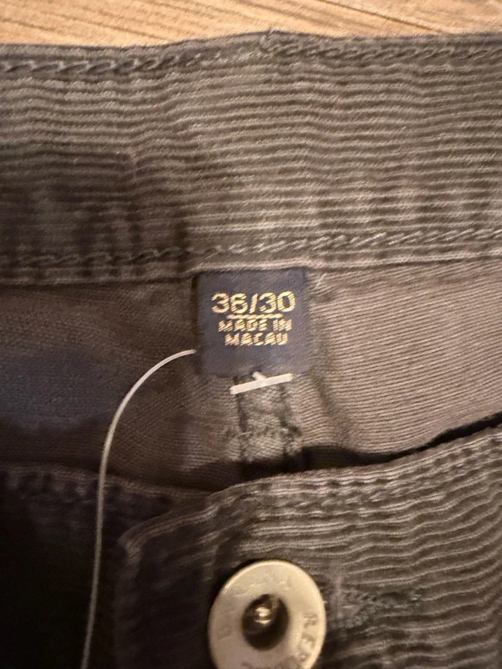 NWT Banana Republic Bootcut Corduroy Pants Charcoal Grey Low Waist Size 38x30